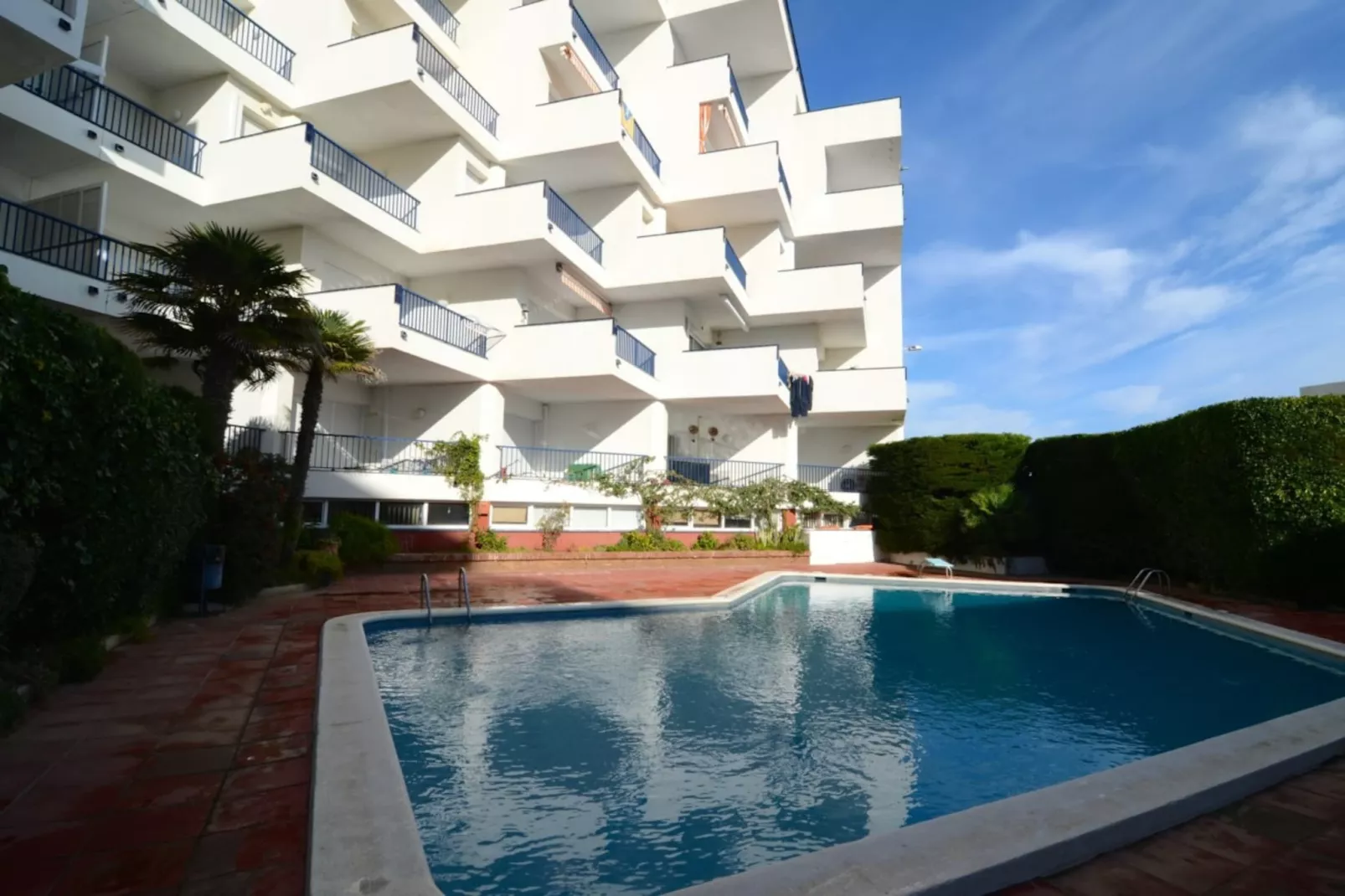APARTMENT PASSEIG DEL MAR 22-Pool