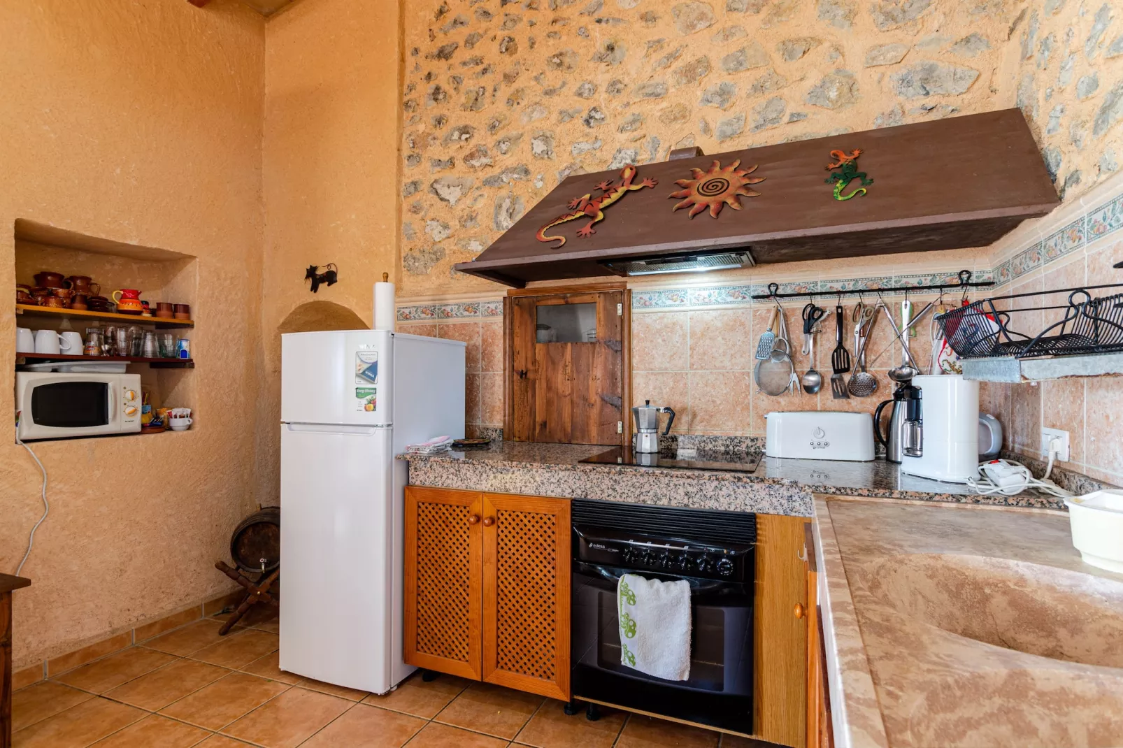 YourHouse Ermita-Kitchen