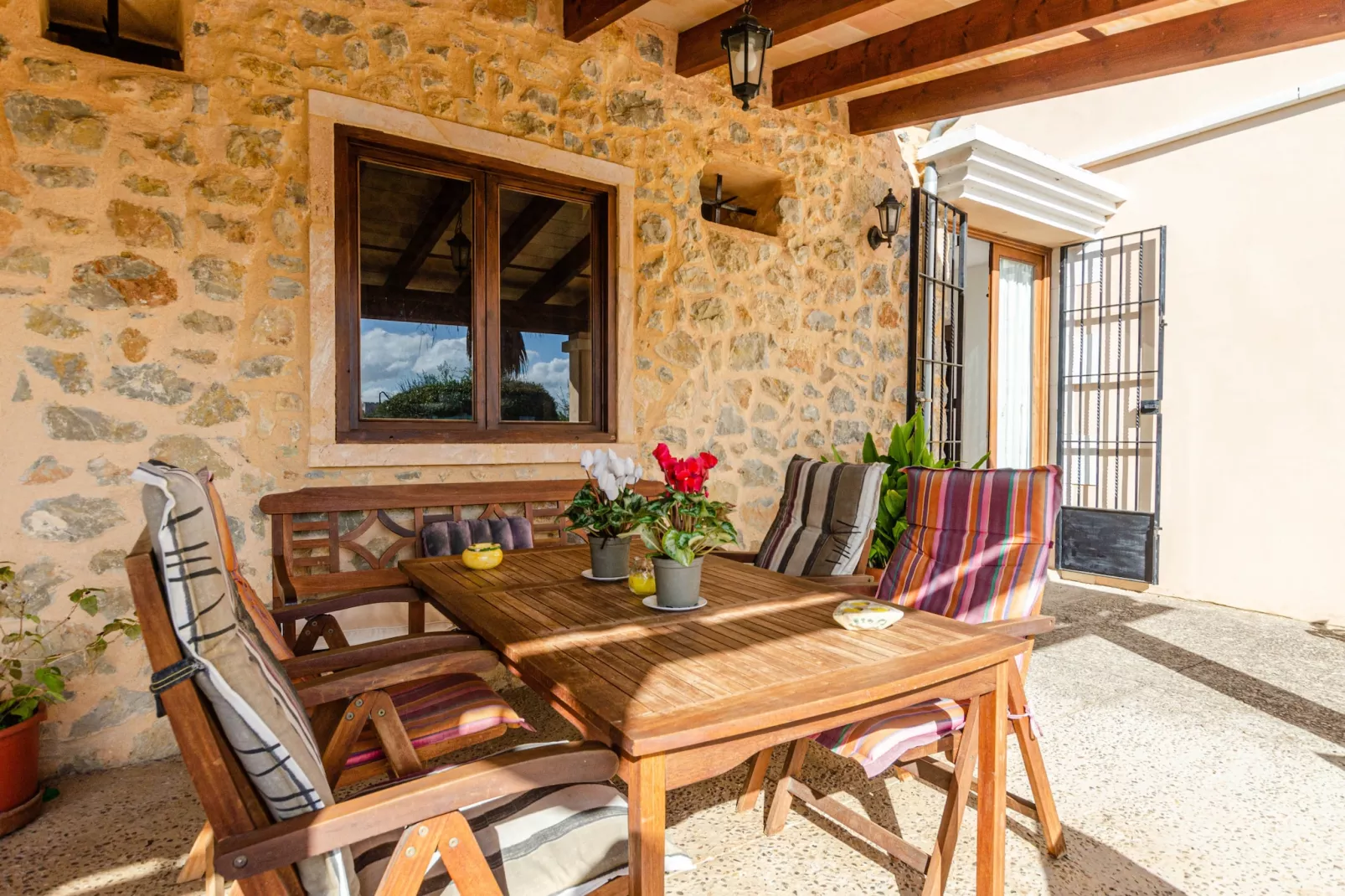 YourHouse Ermita-Terrace