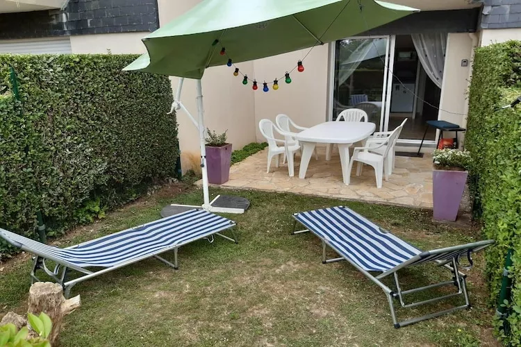 Joli appartement à Penestin-Gardens summer