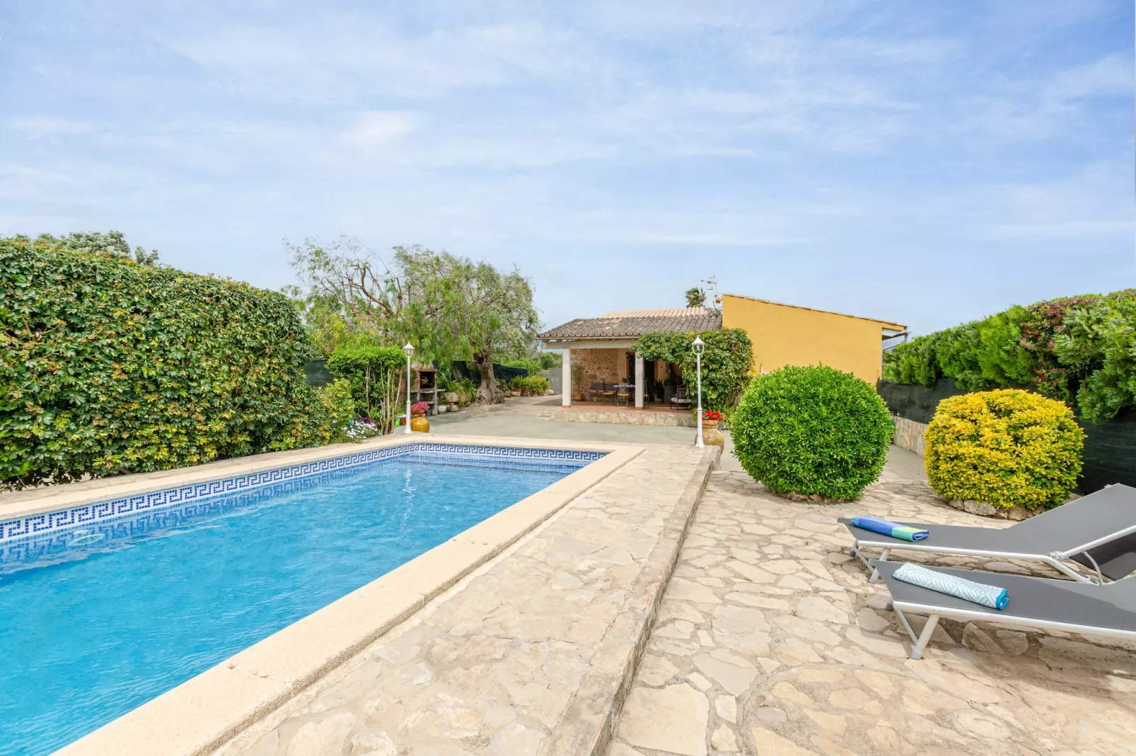 YourHouse Sa Sini-Pool