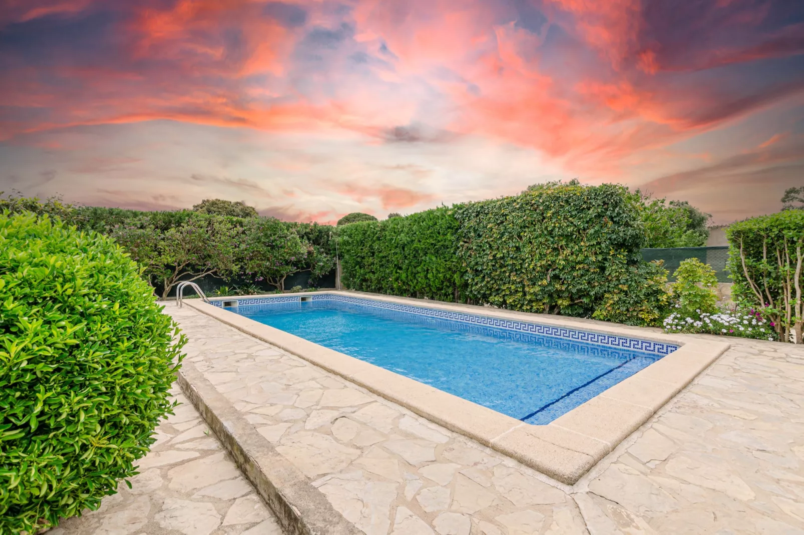 YourHouse Sa Sini-Pool