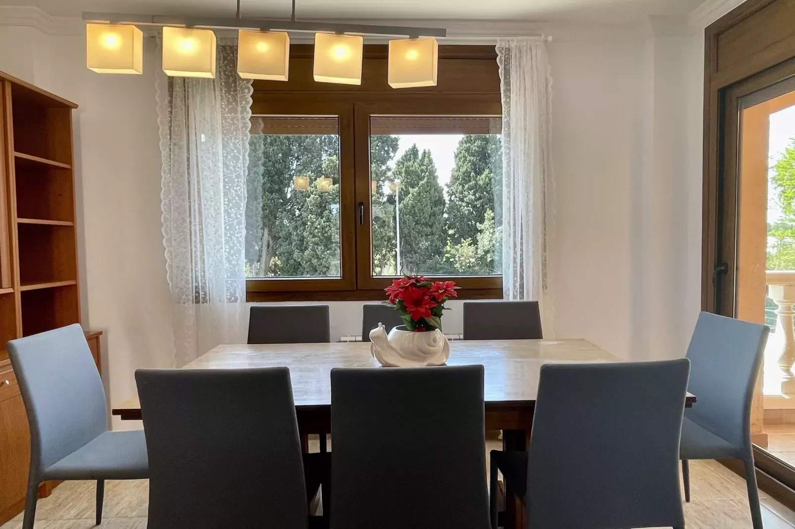 MUSEU BAIXOS 4D-Dining room