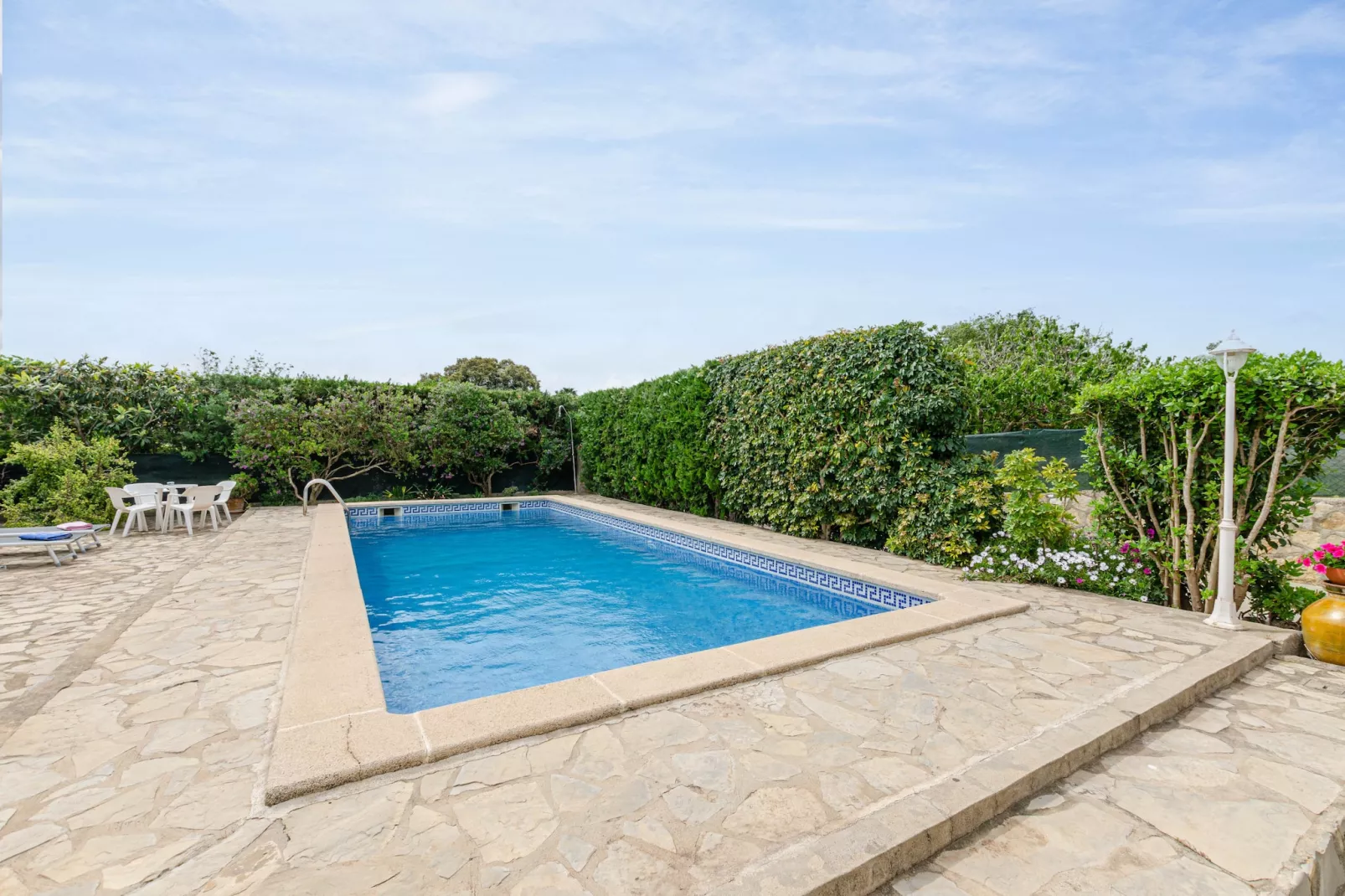 YourHouse Sa Sini-Pool