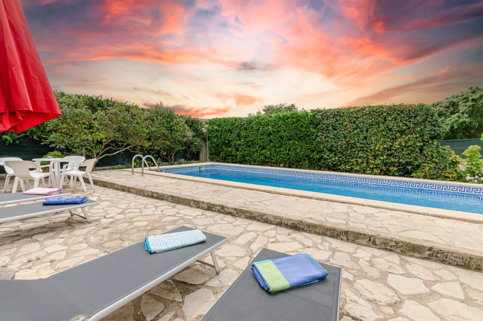 YourHouse Sa Sini-Pool