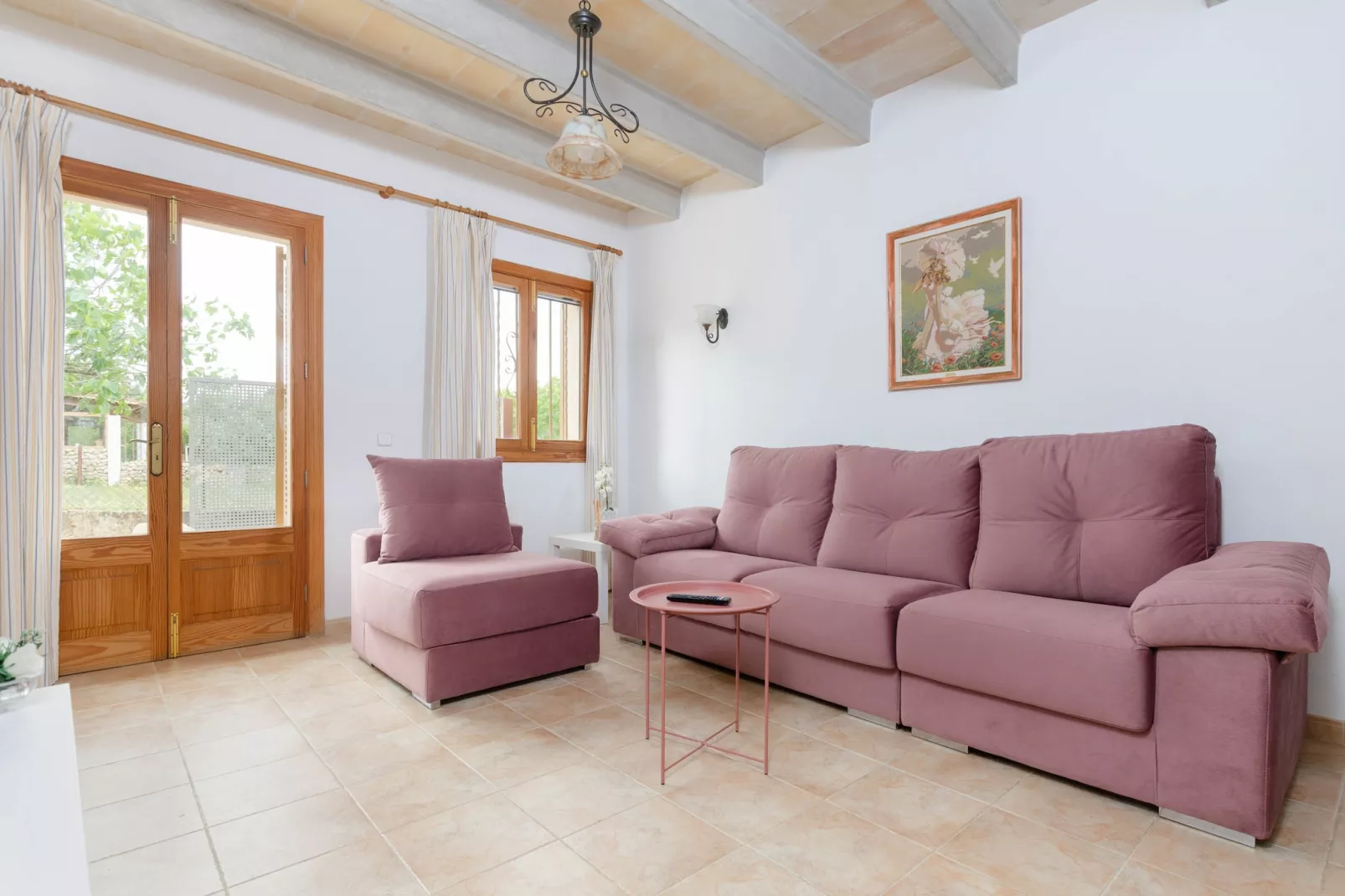YourHouse Sa Sini-Living room