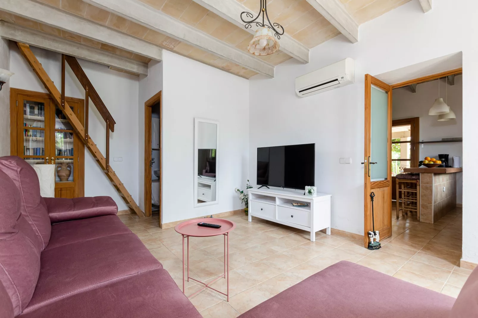 YourHouse Sa Sini-Living room
