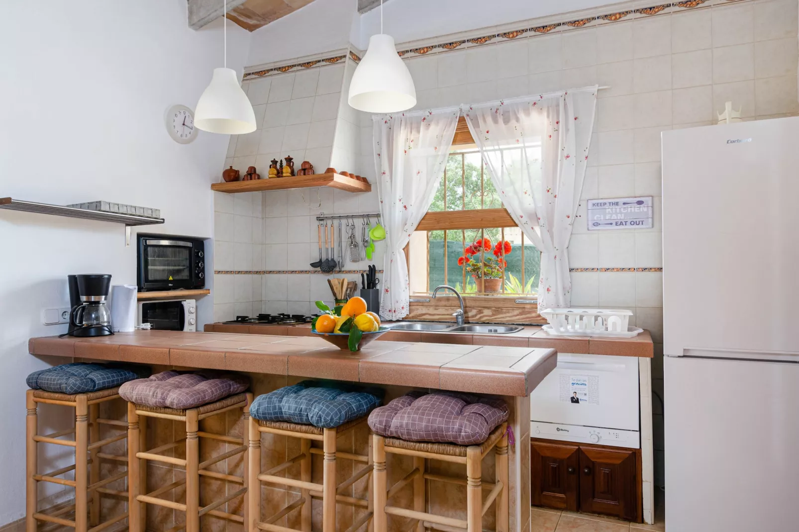 YourHouse Sa Sini-Kitchen
