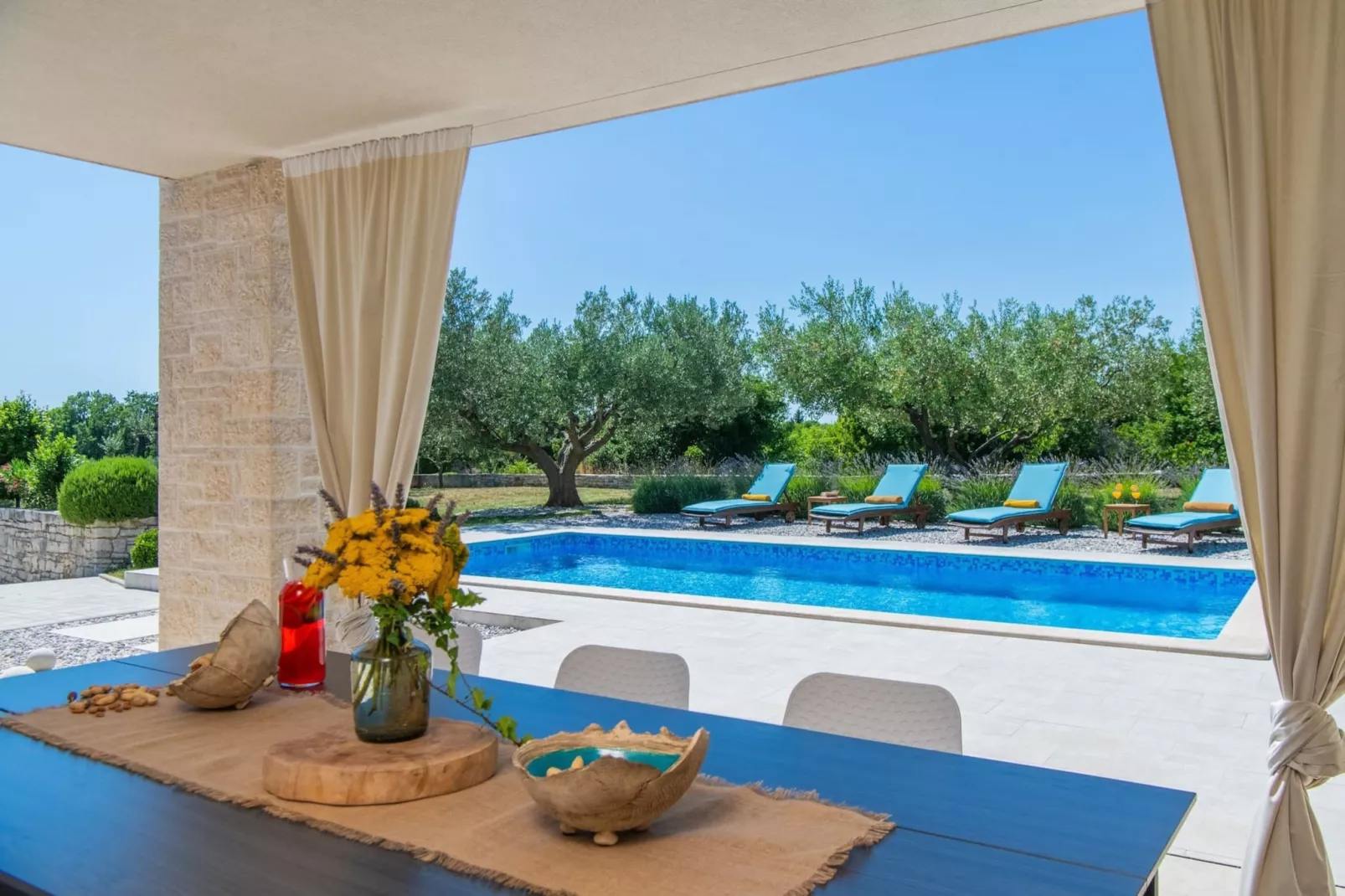 Villa Silentio with Jacuzzi and Pool (4+2)-Pool