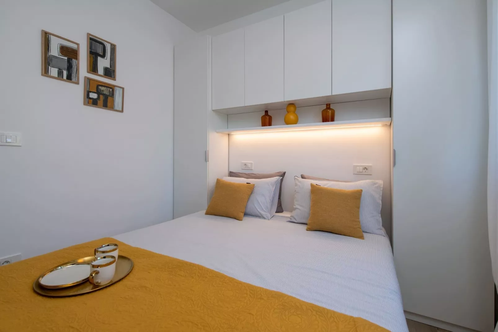 Villa Silentio with Jacuzzi and Pool (4+2)-Bedroom