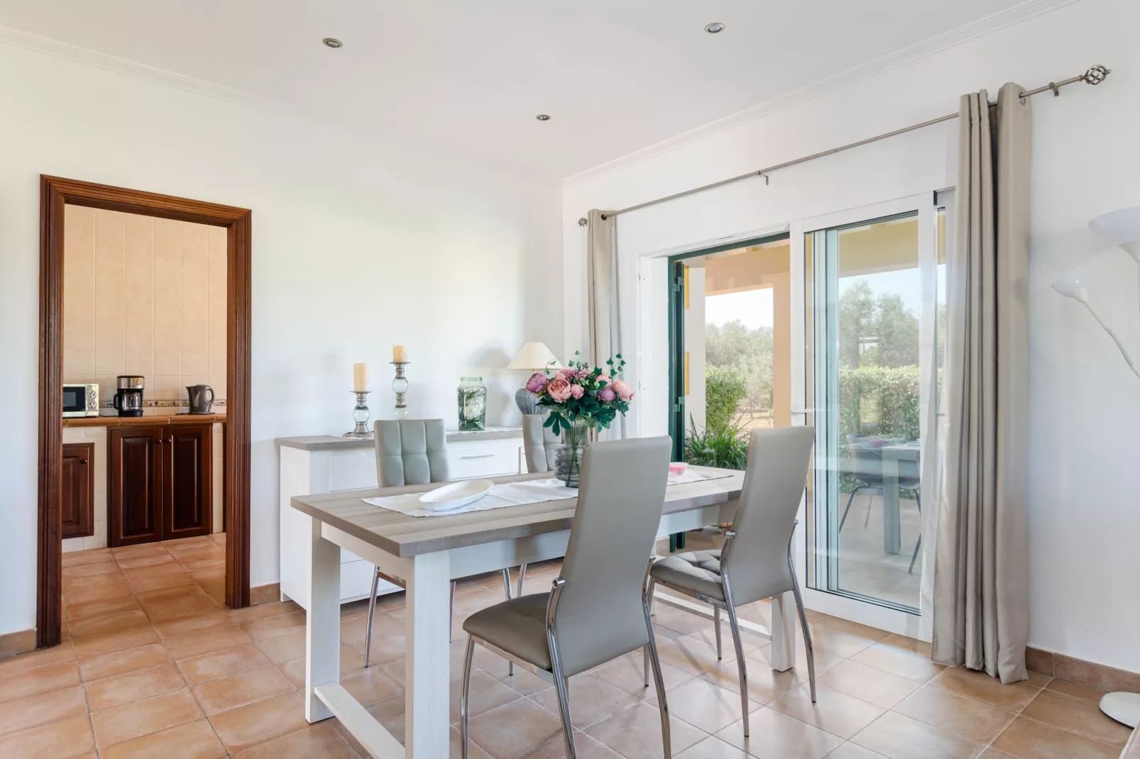 YourHouse Son Serra de Búger-Dining room
