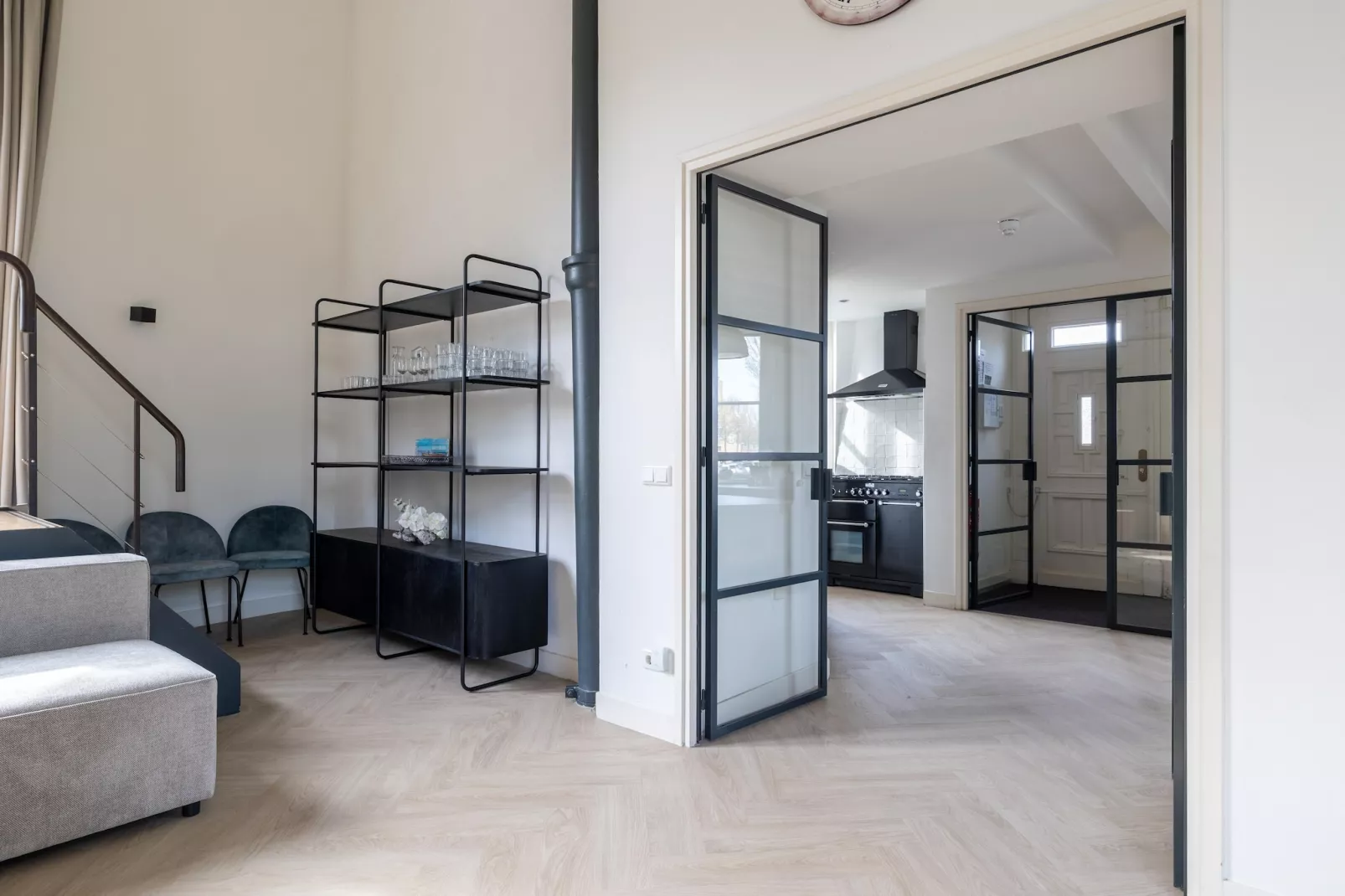 Watertoren Vlissingen 16 pax-Living room