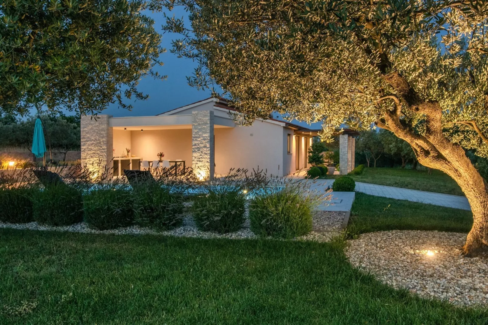 Villa Silentio with Jacuzzi and Pool (4+2)-Outdoor