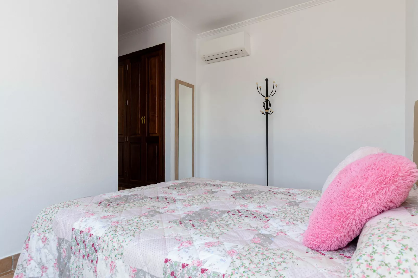 YourHouse Son Serra de Búger-Bedroom