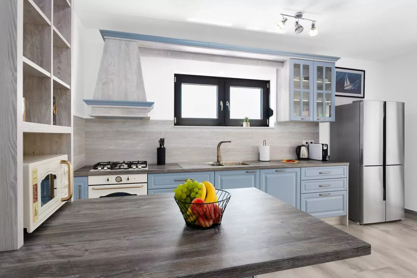 Enchanting Villa Bianca North with Pool and Jacuzz-Kitchen