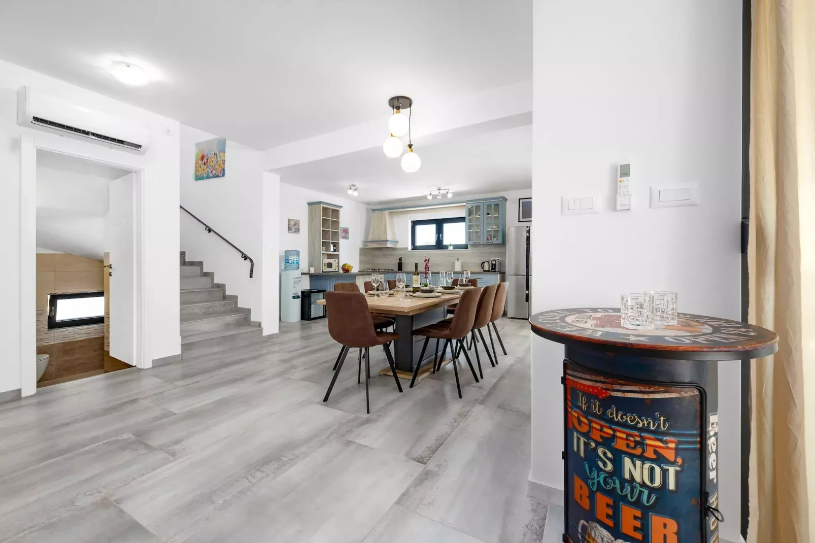 Enchanting Villa Bianca North with Pool and Jacuzz-Kitchen