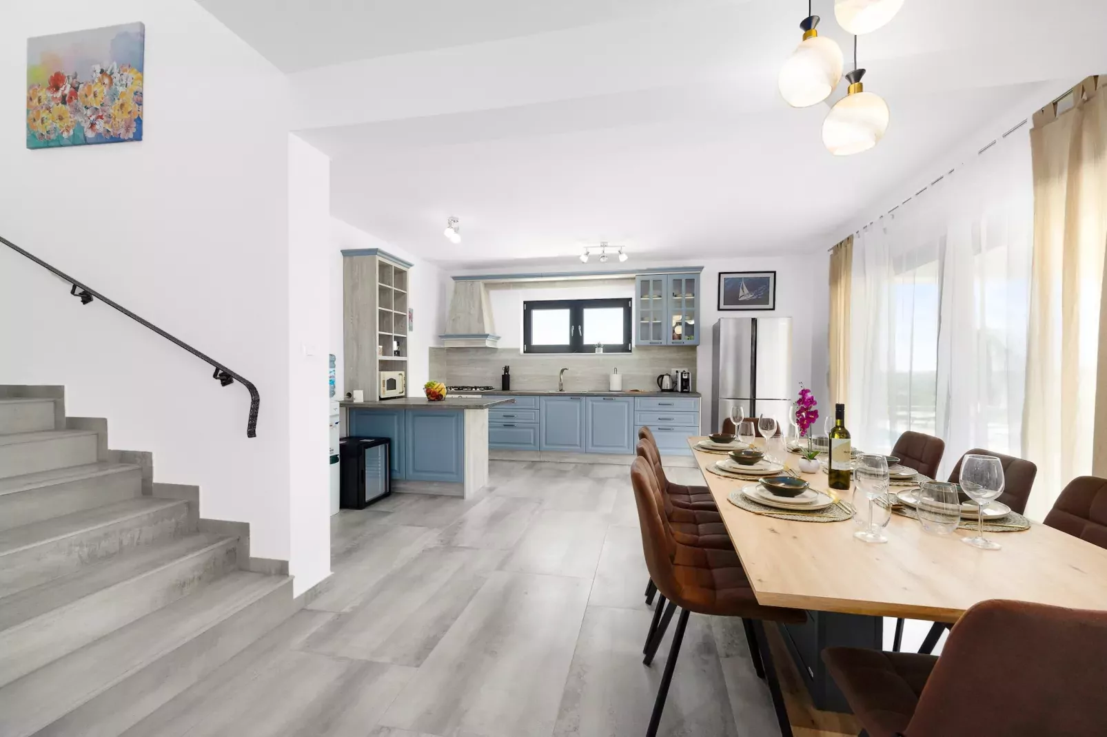 Enchanting Villa Bianca North with Pool and Jacuzz-Kitchen