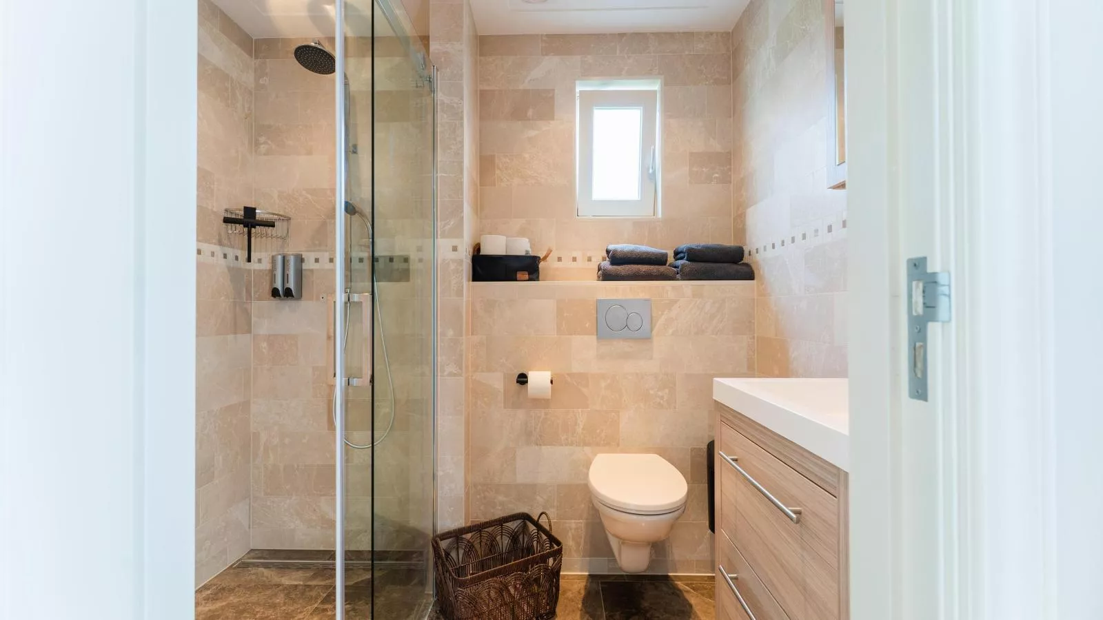 JaNa-Bathroom