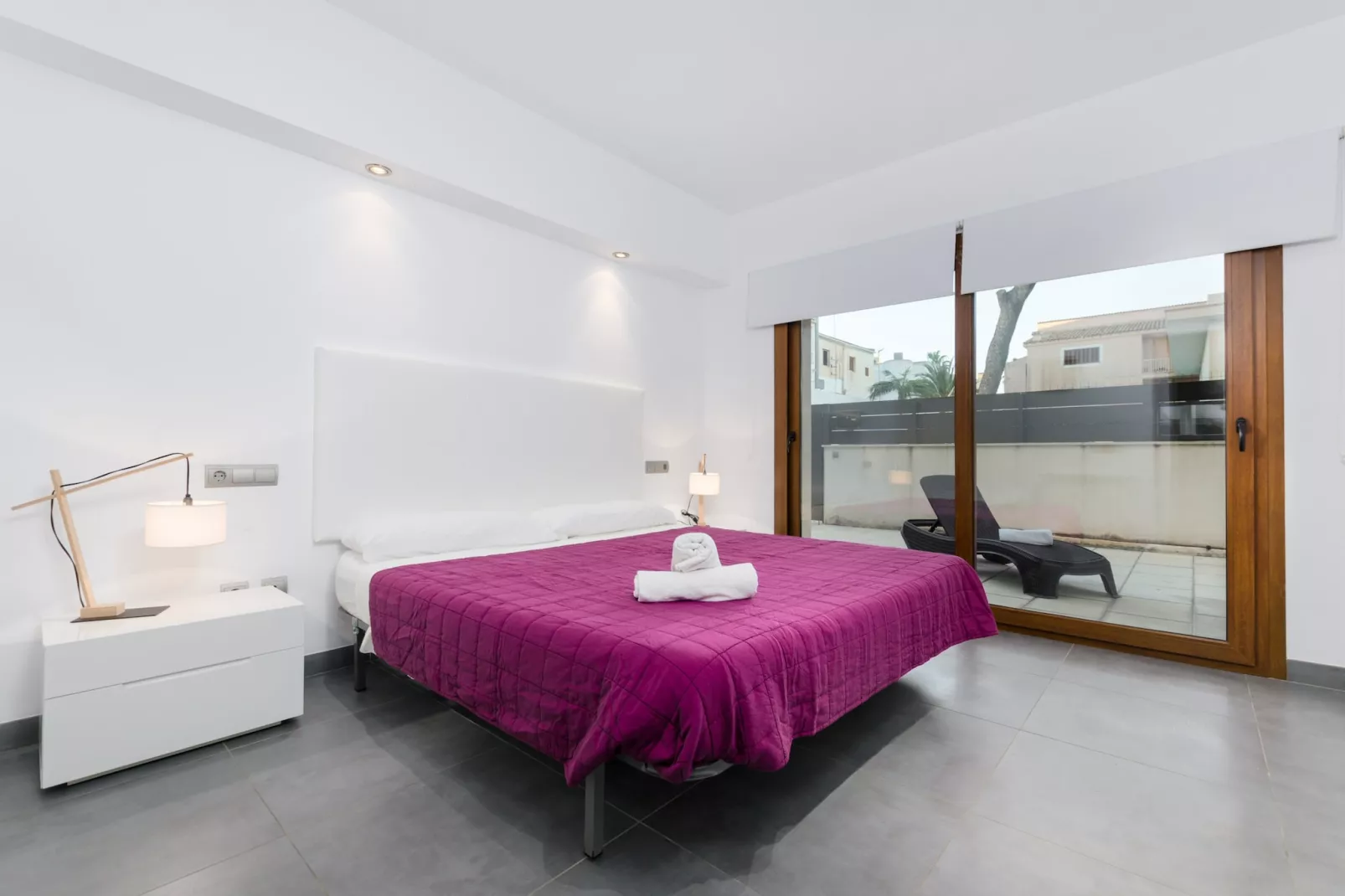YourHouse Cardinal-Bedroom