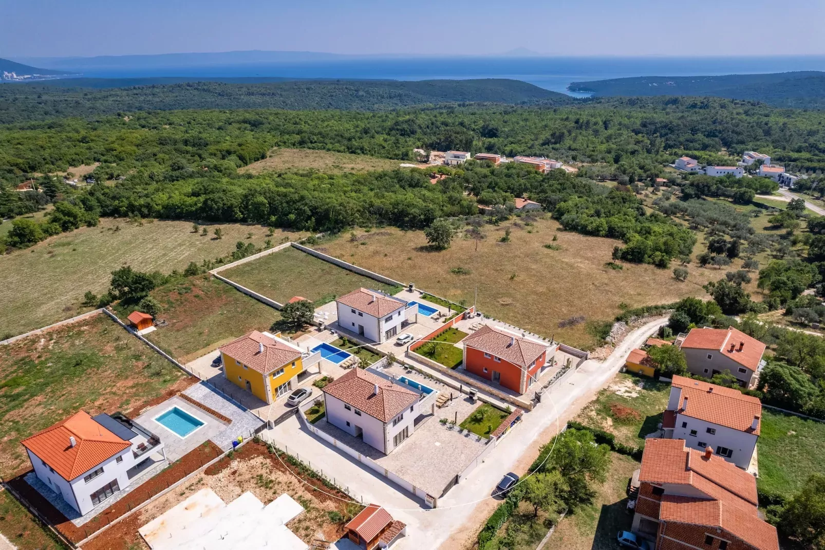 Enchanting Villa Magnolia West with Pool and Jacuz-Outdoor