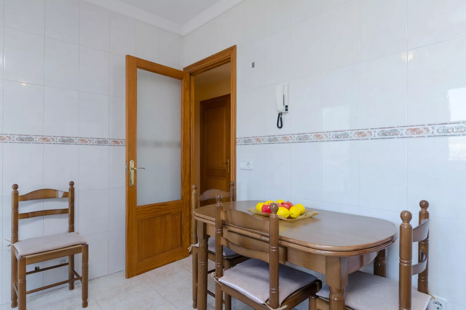 YourHouse Ca Na Xisca-Dining room