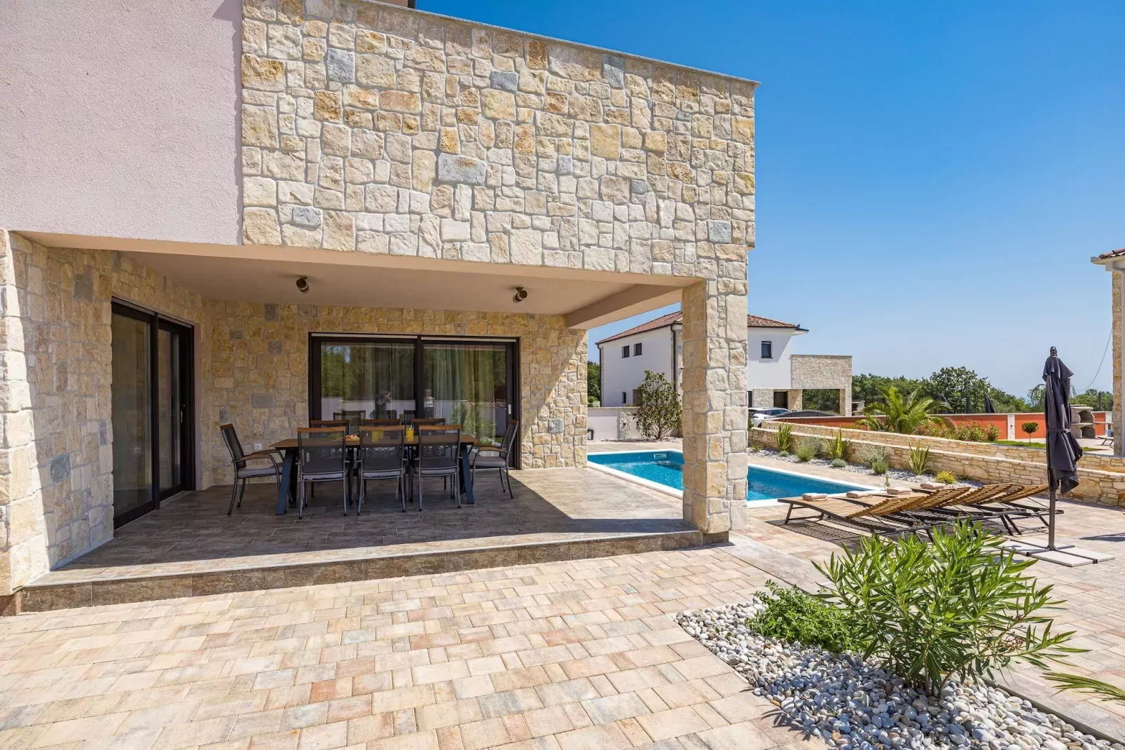 Enchanting Villa Magnolia West with Pool and Jacuz-Outdoor