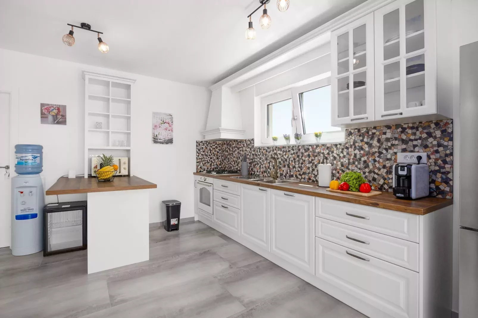 Enchanting Villa Rossa South with Pool and Jacuzzi-Kitchen