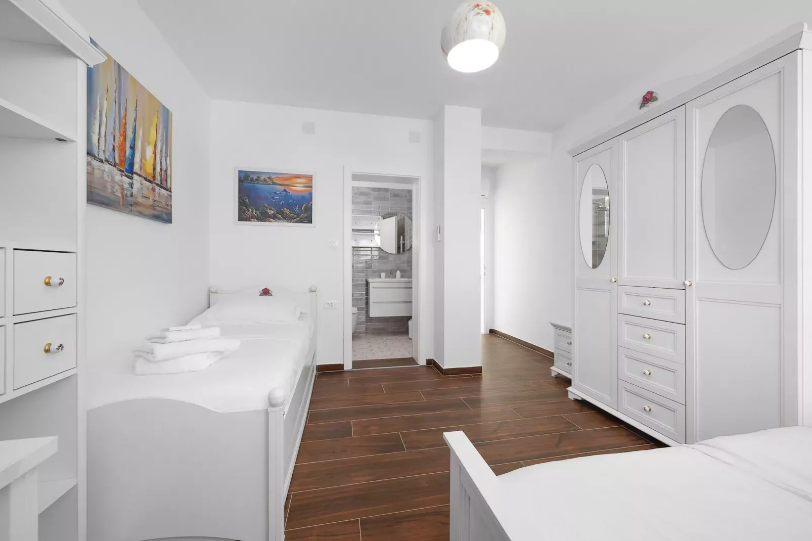 Enchanting Villa Rossa South with Pool and Jacuzzi-Bedroom