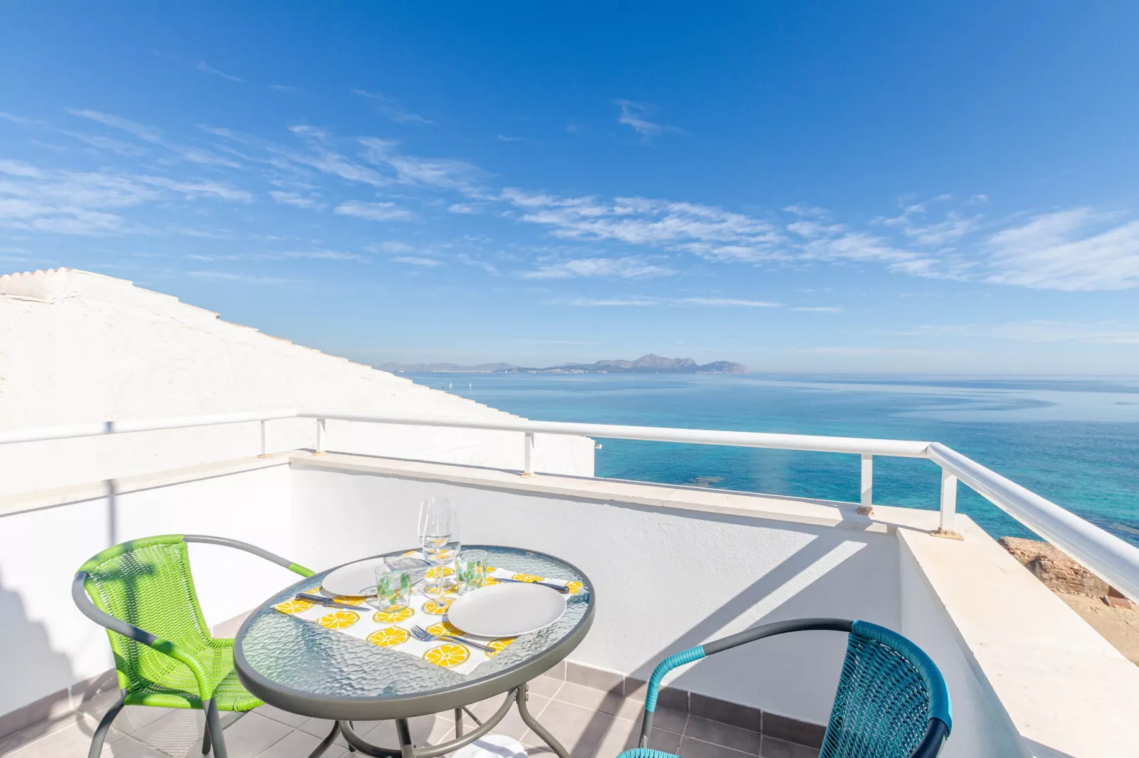 YourHouse Estudio Monges-View summer