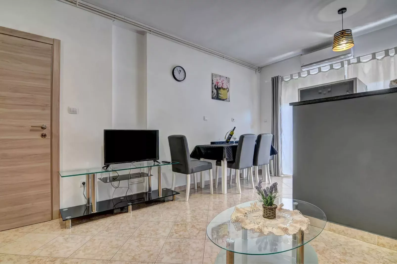 Kajfes A5 - One Bedroom Apartment with Terrace-Living room