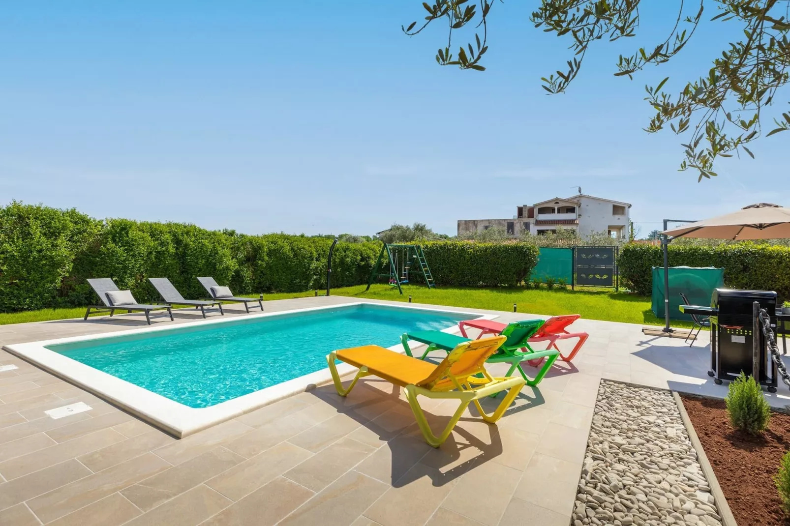 Holiday Home Dori with Big Garden-Pool