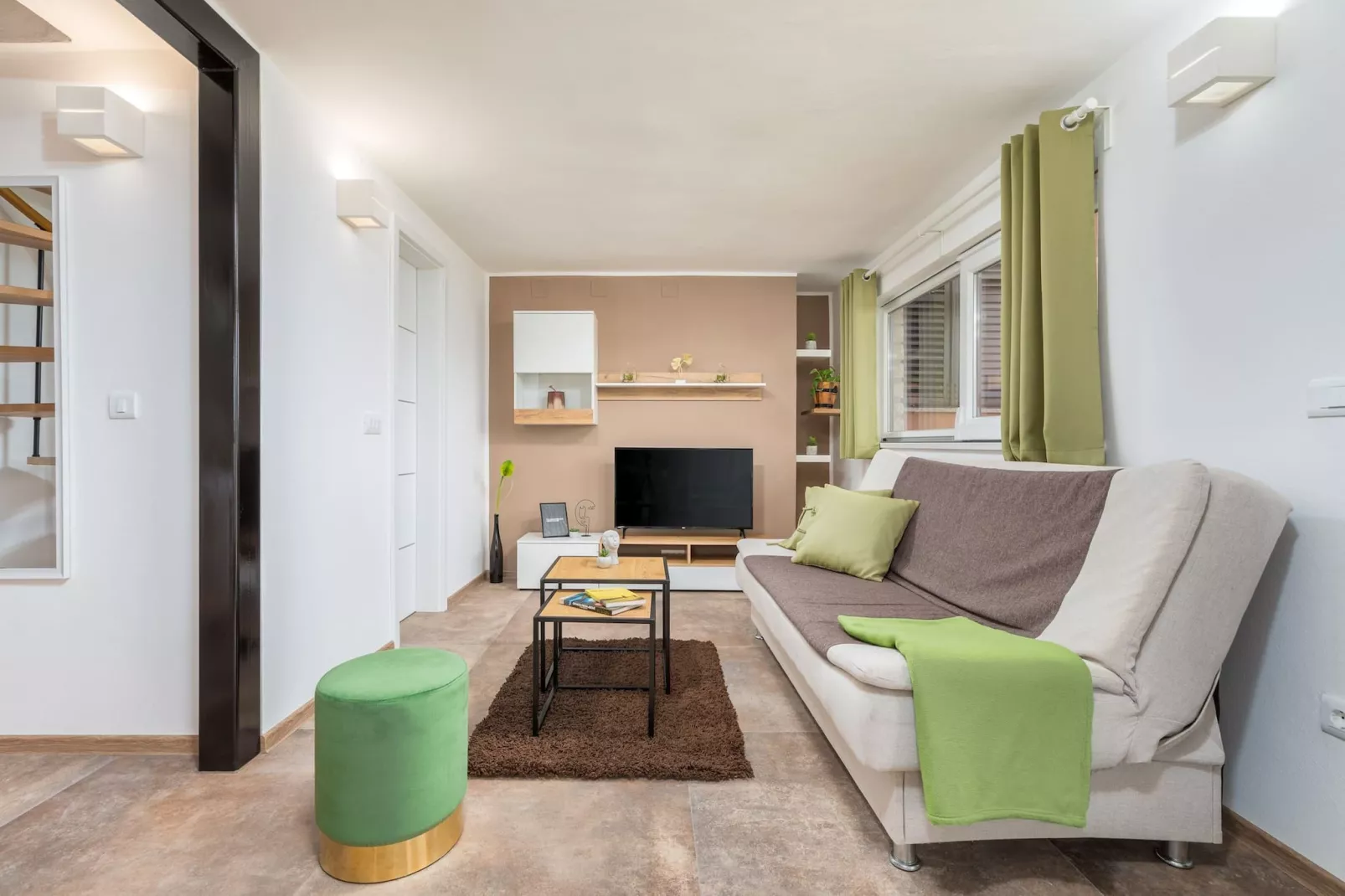 Holiday Home Dori with Big Garden-Living room