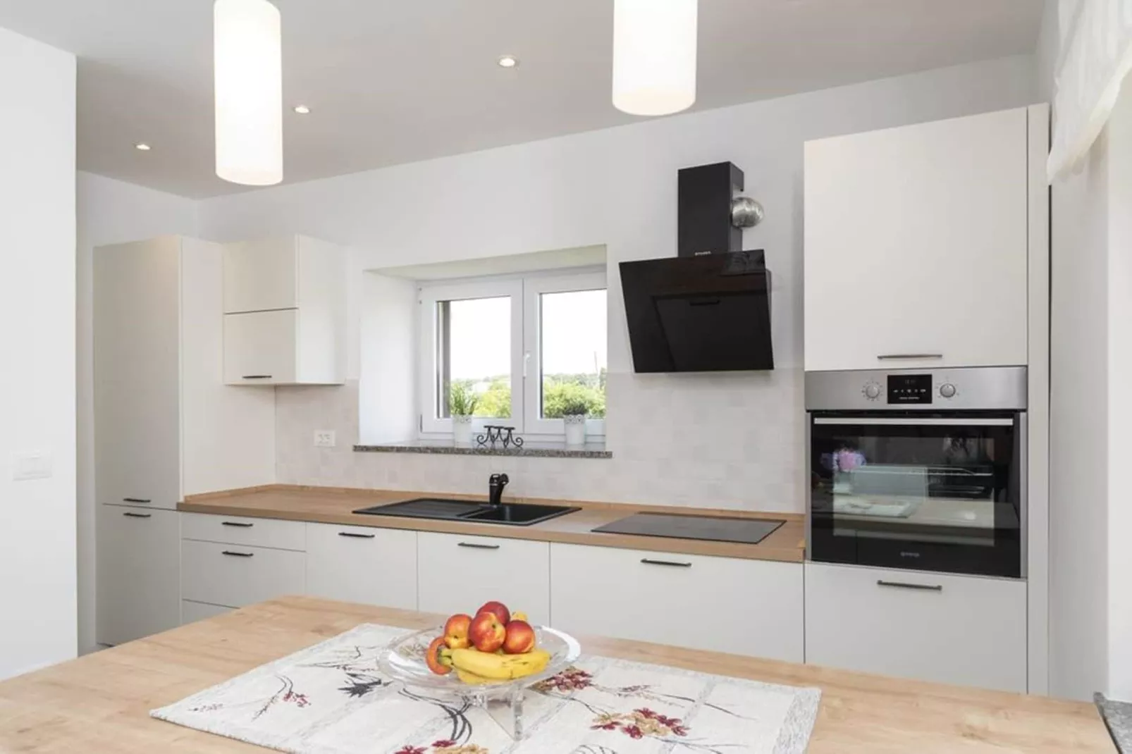 Apartment B - Flower Garden by M&A-Kitchen