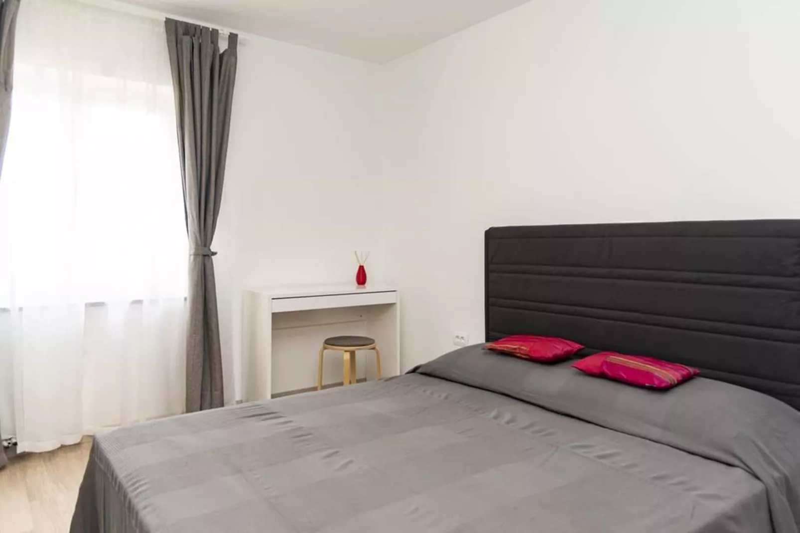 Apartment B - Flower Garden by M&A-Bedroom