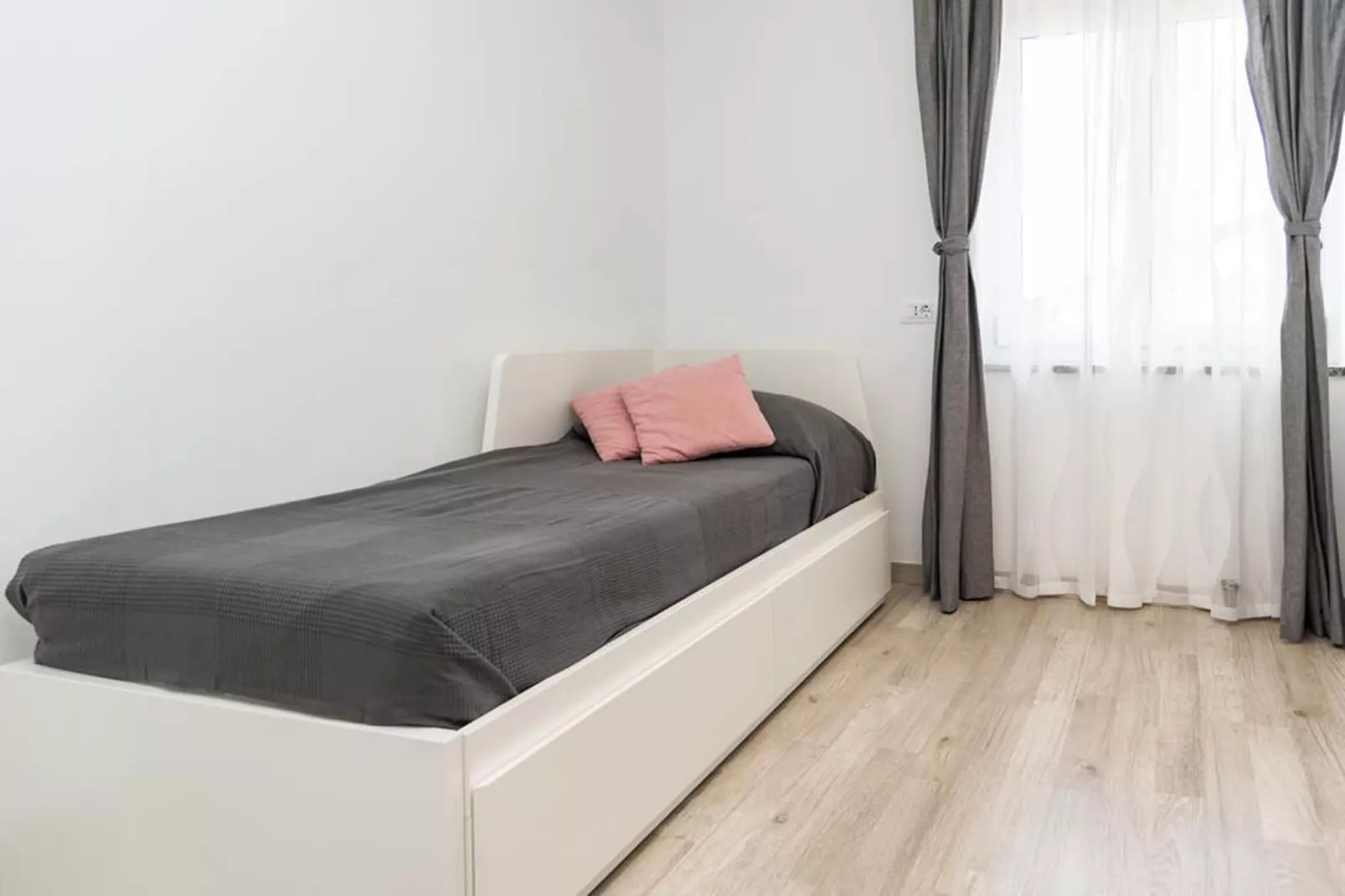 Apartment B - Flower Garden by M&A-Bedroom