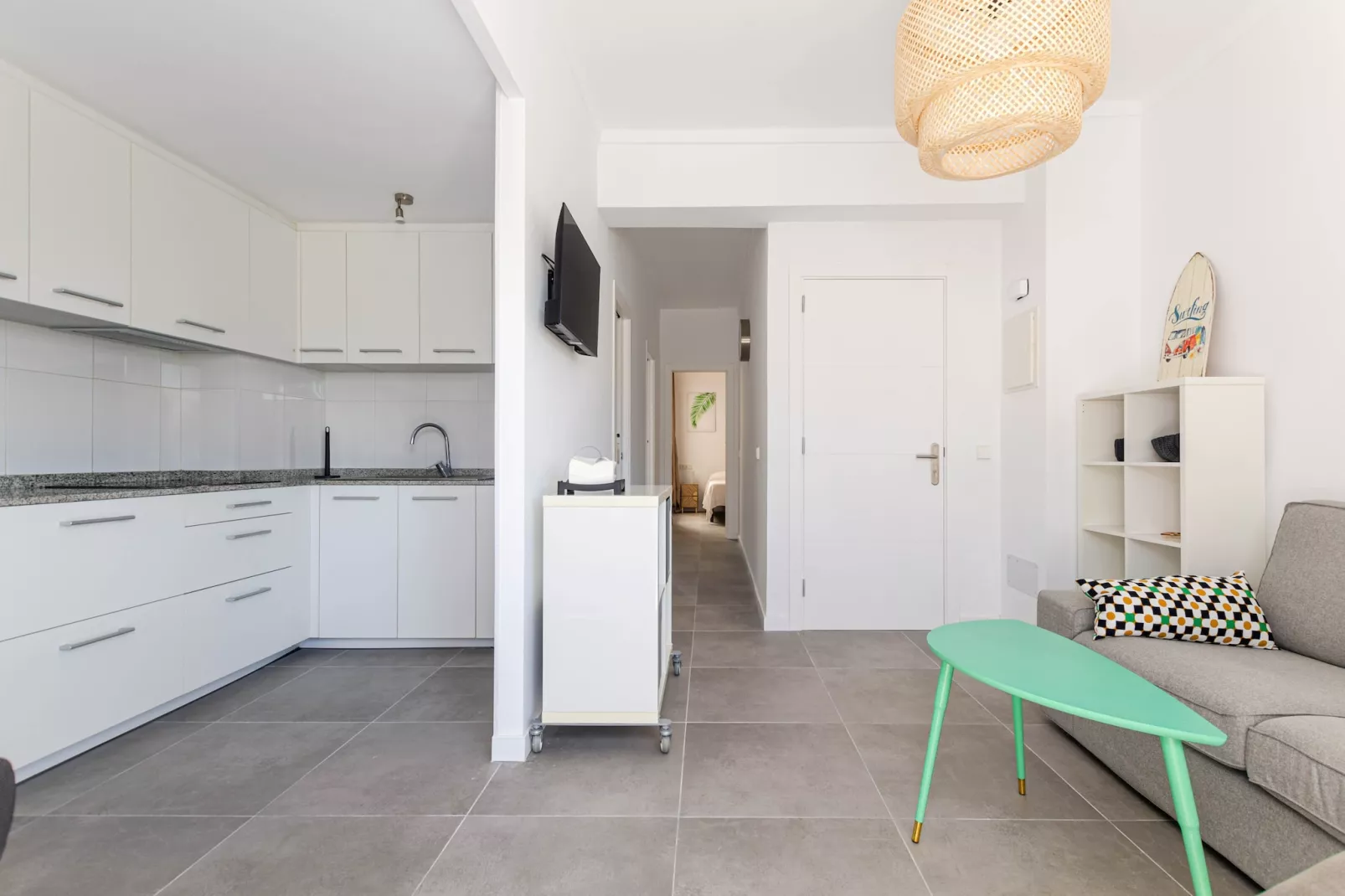 YourHouse apartment Monges con balcón-Kitchen