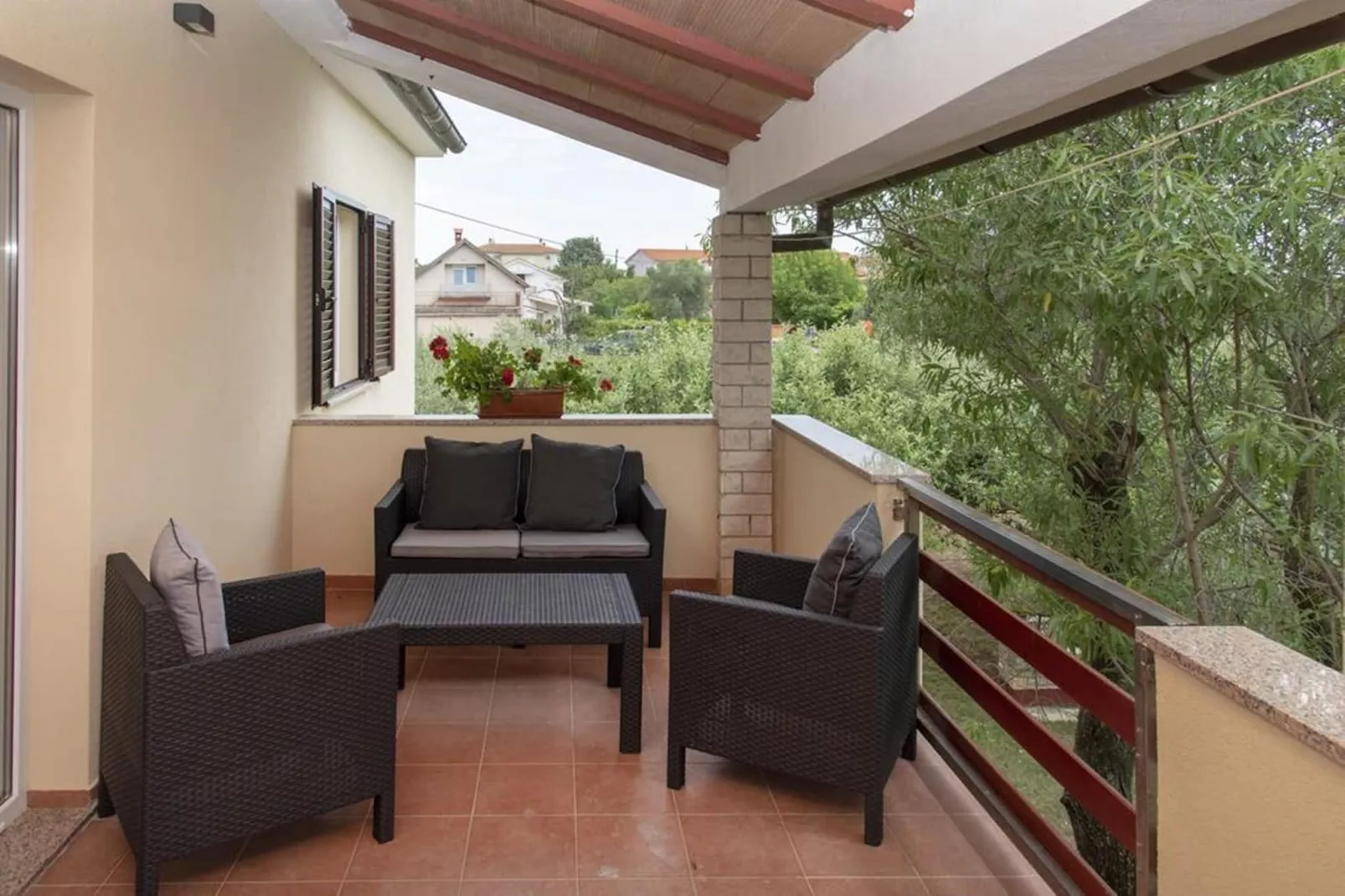 Apartment B - Flower Garden by M&A-Terrace balcony