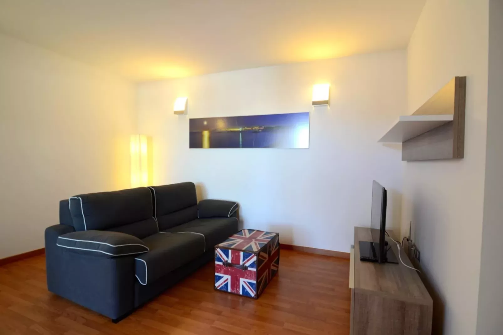 GRACIA 23 2-1-Living room