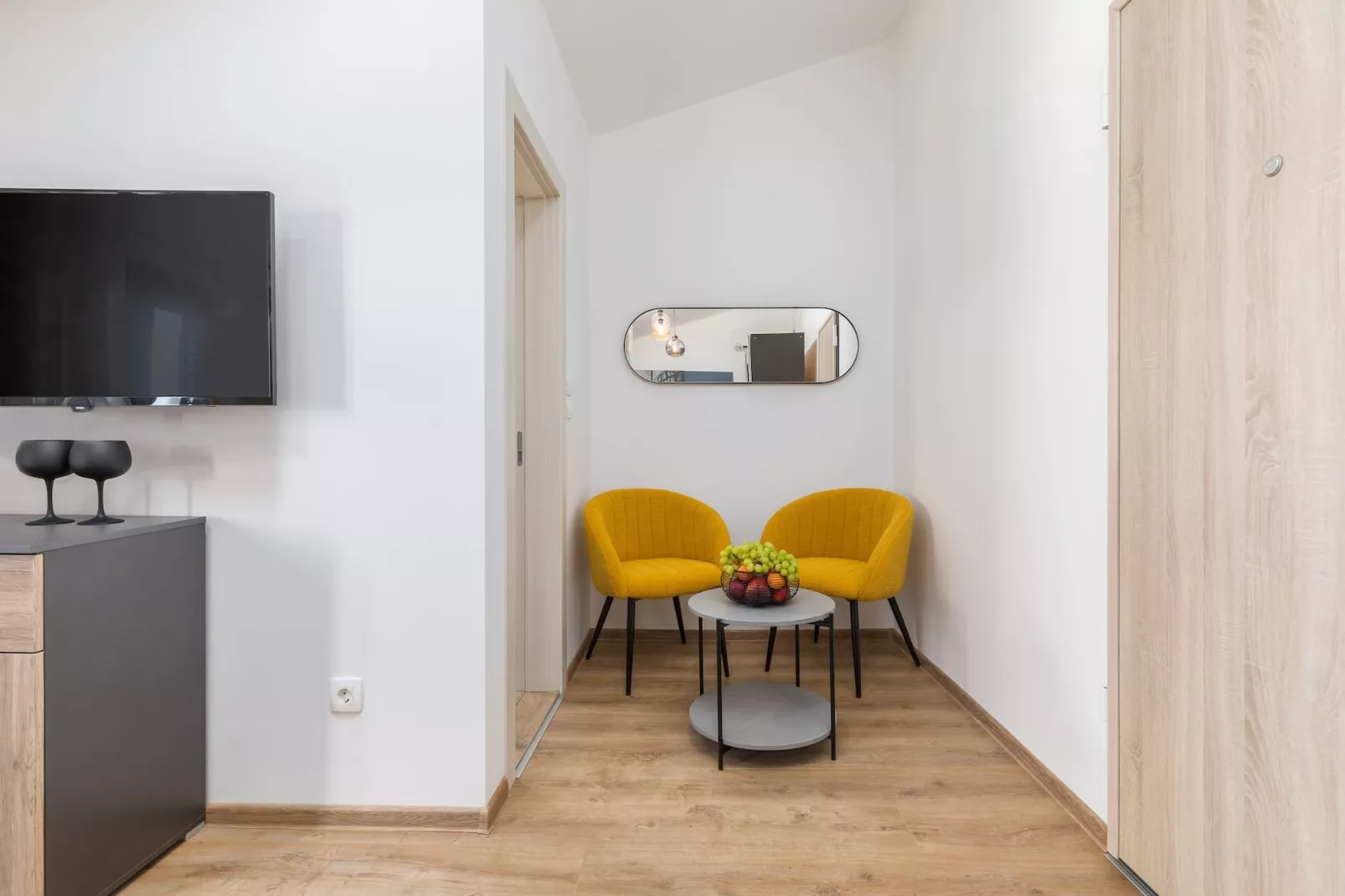 Marceta Double Room - Pool and Big Garden-Schlafzimmer