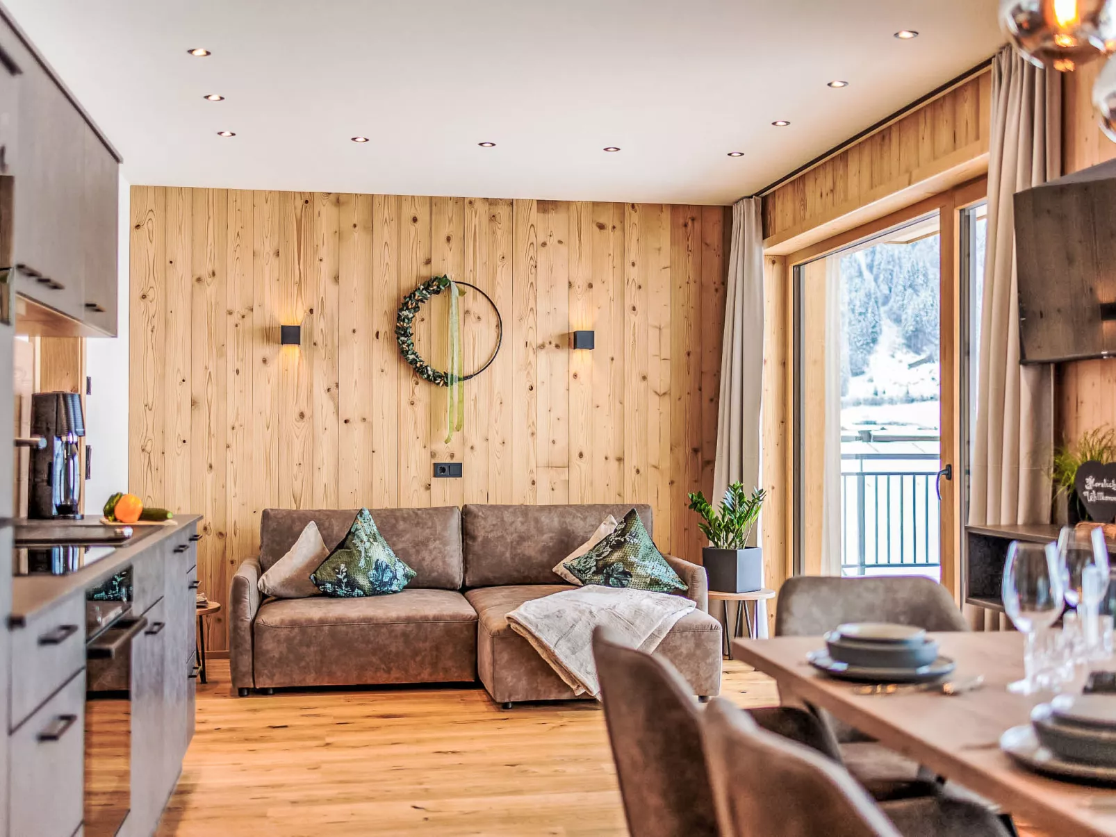 Mountain Suite Nr 302 - 10498333