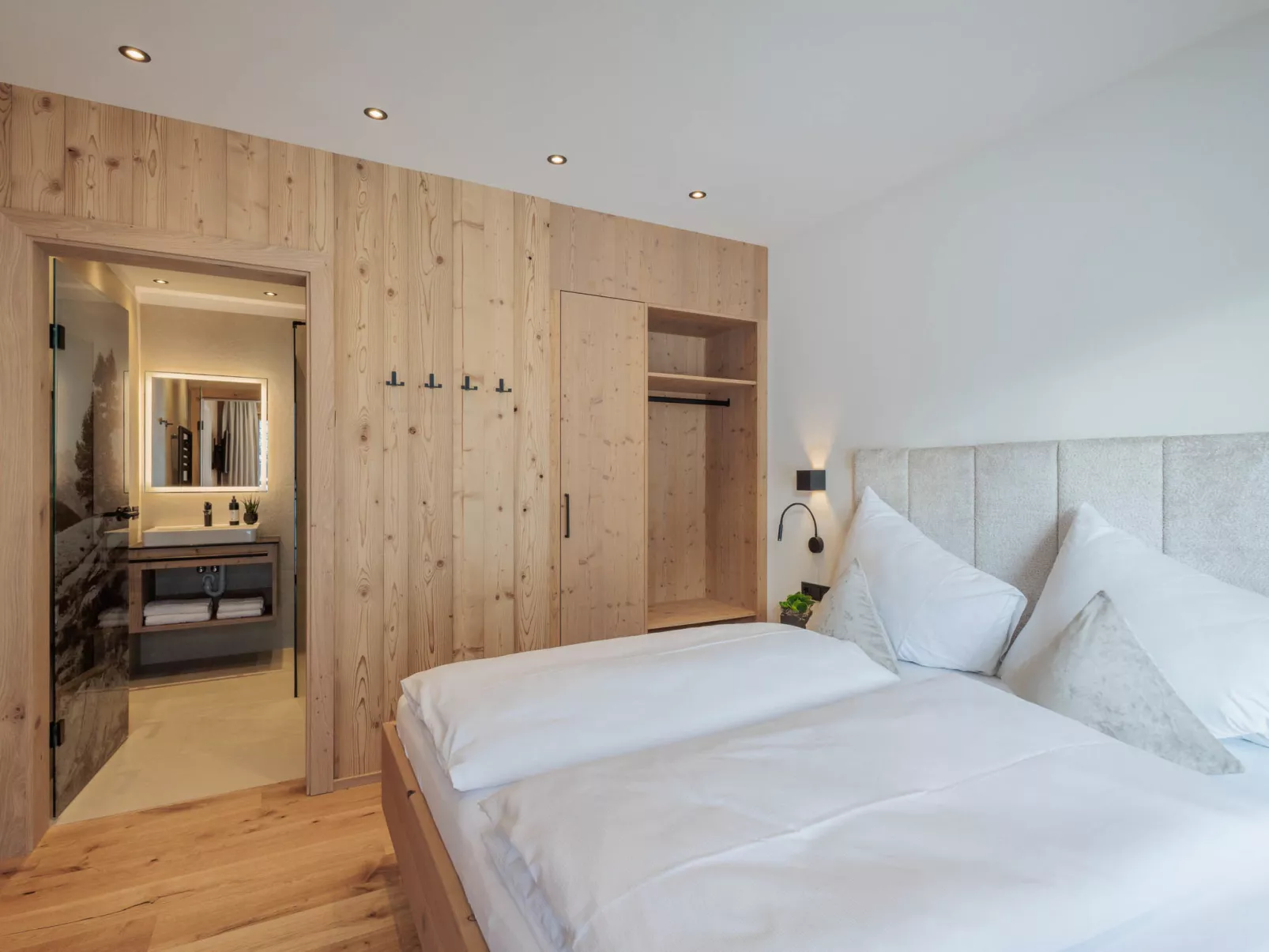 Mountain Suite Nr 302 - 10498334