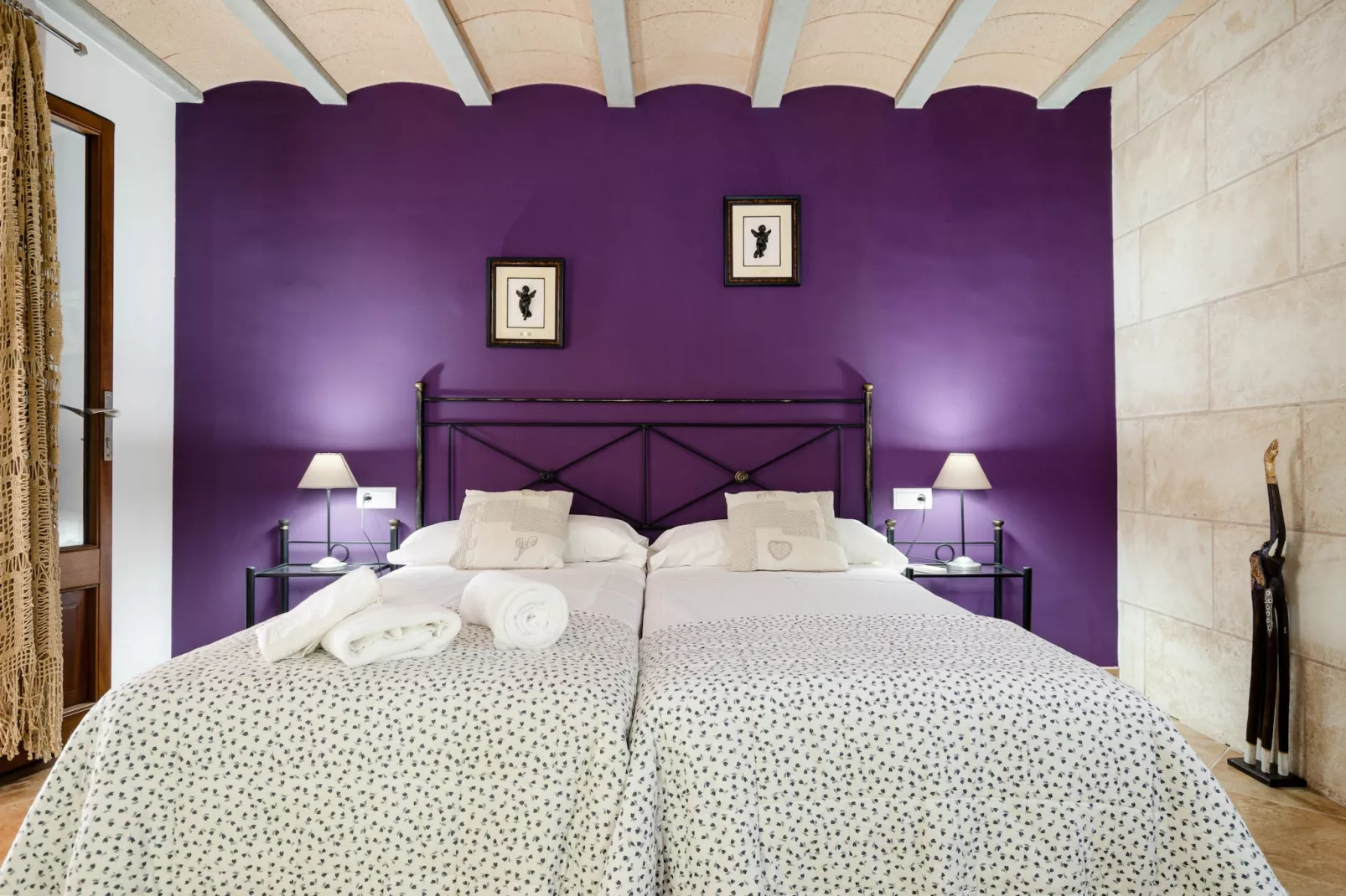 YourHouse Can Cuixa-Bedroom