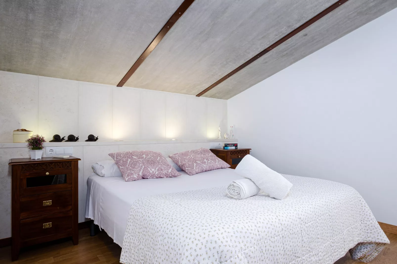 YourHouse Can Cuixa-Bedroom