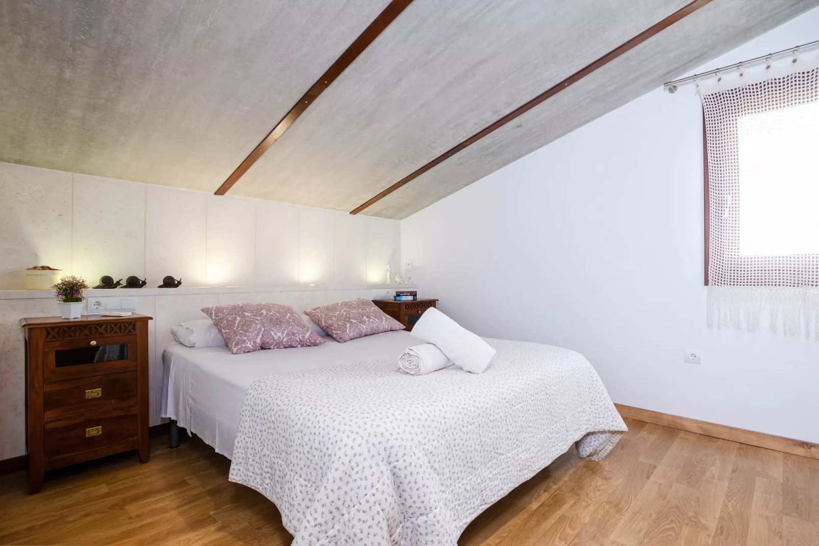 YourHouse Can Cuixa-Bedroom