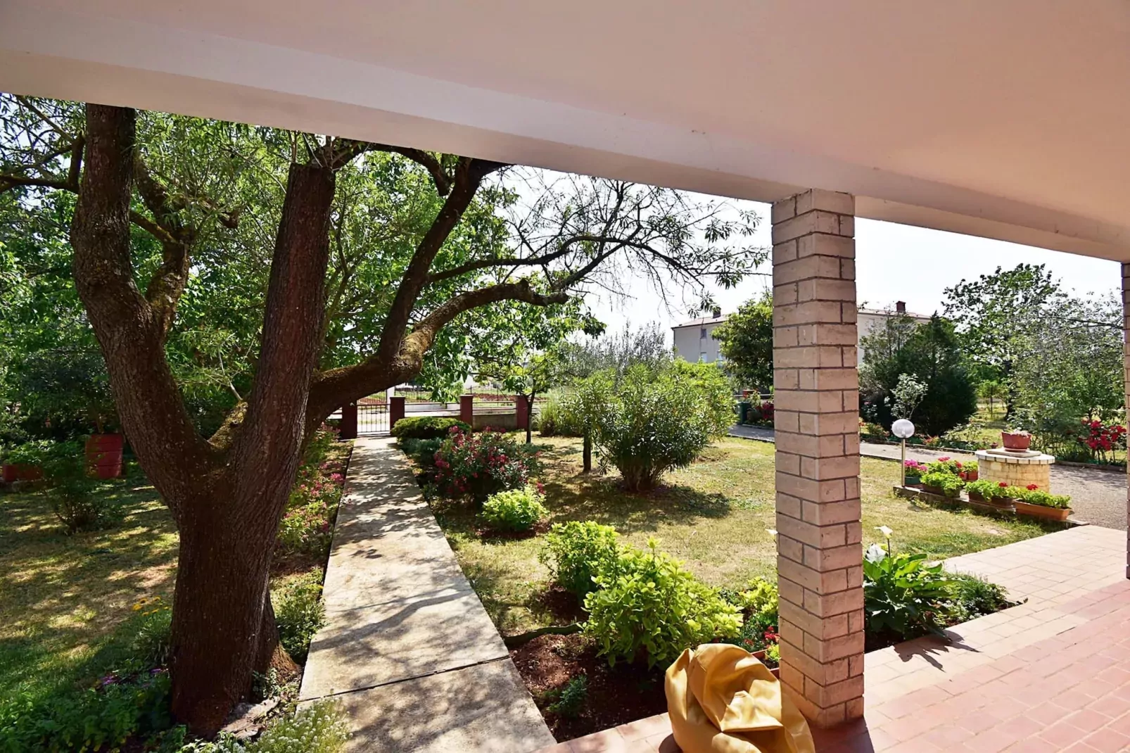 Flower Garden by M&A - Lovely Apartment (A)-Terrasse