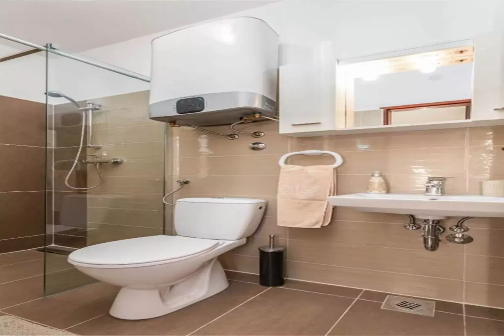 Kajfes A3 - Lovely Studio Apartment with Terrace-Bathroom