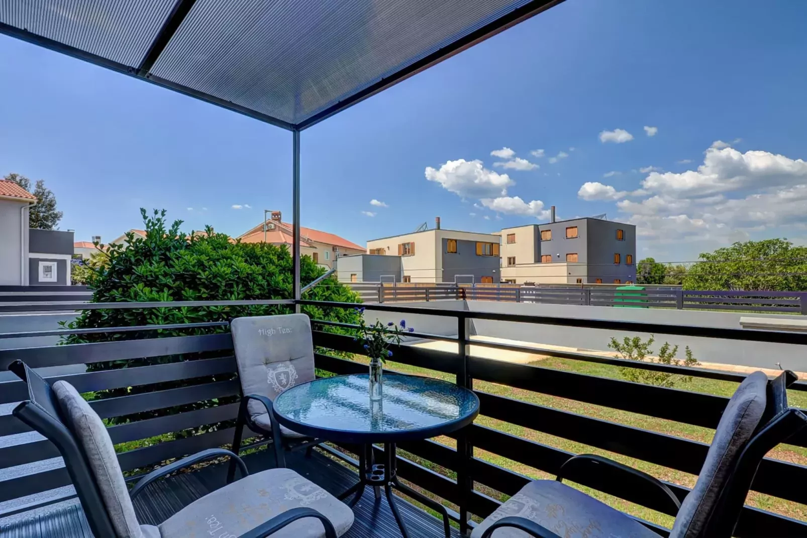 Kajfes A3 - Lovely Studio Apartment with Terrace-Terrace