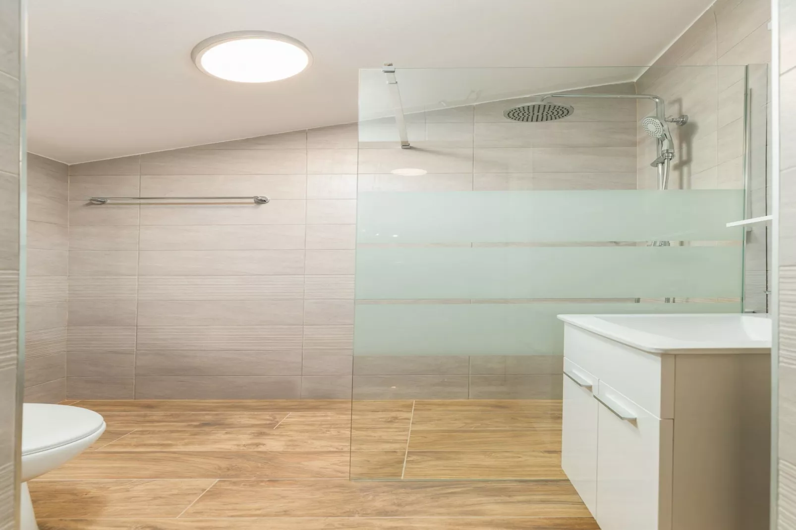 Marceta Apartment 3 - Pool and Big Garden-Badezimmer