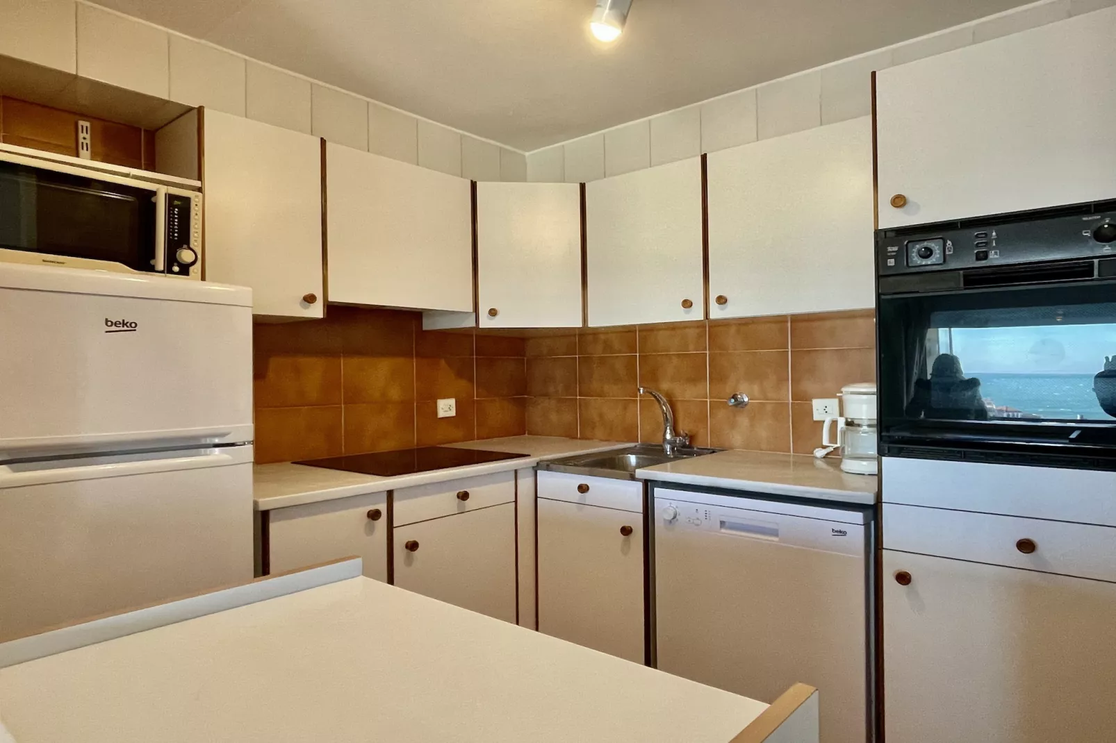 PUIG PADRO 10 1-1-Kitchen