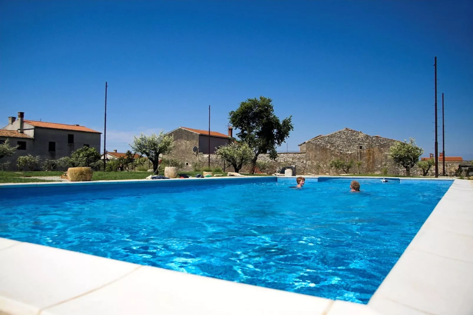 Lovely Apartment Marceta with Shared Pool (2)-Schwimmbad